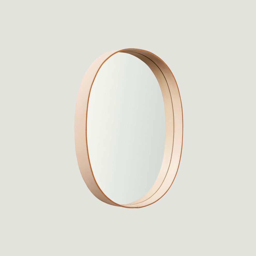 OVAL MIRROR