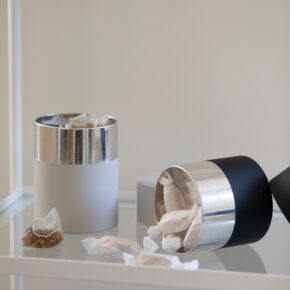 TIN CADDY usage scene