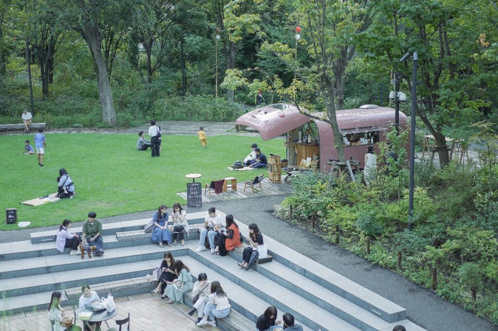 ののあおやま カフェトラック「森のとうばん」Cafe track “Mori no Touban”