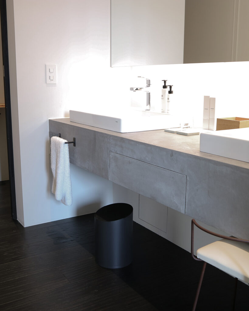 歓宿縁 ESHIKOTO (Kansyukuen ESHIKOTO) MOHEIM SWING BIN