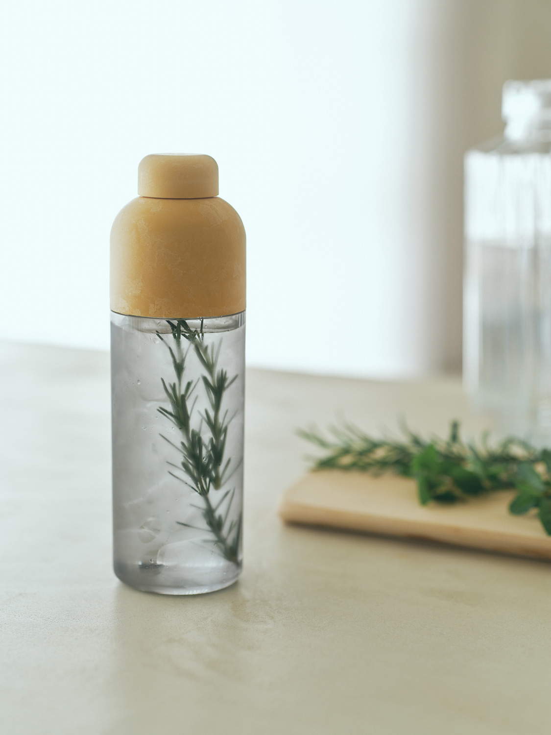 WATER BOTTLE add herbs