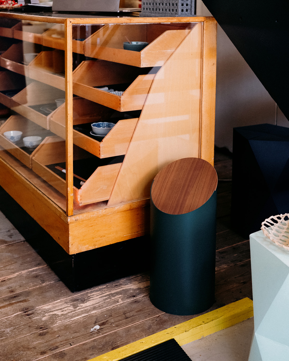 MOS NiMi SWING BIN